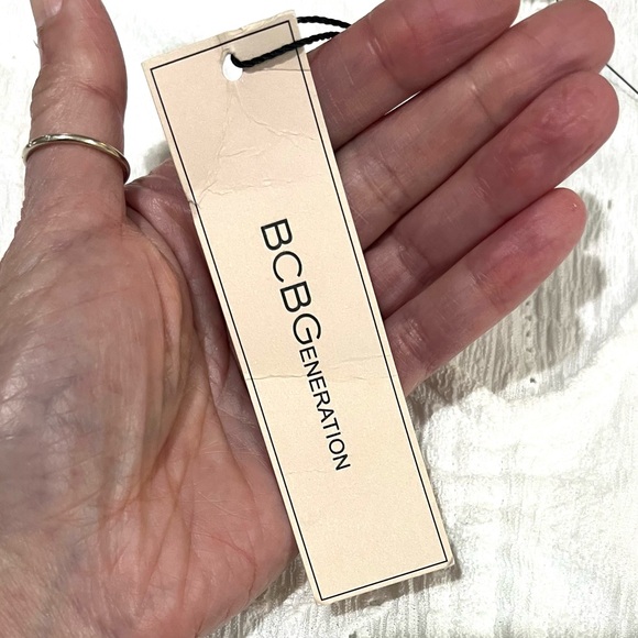 NWT BCBG Generation Sleeveless White Crop Top Blouse W Ruffle And Tie, Sz Large - Picture 13 of 14